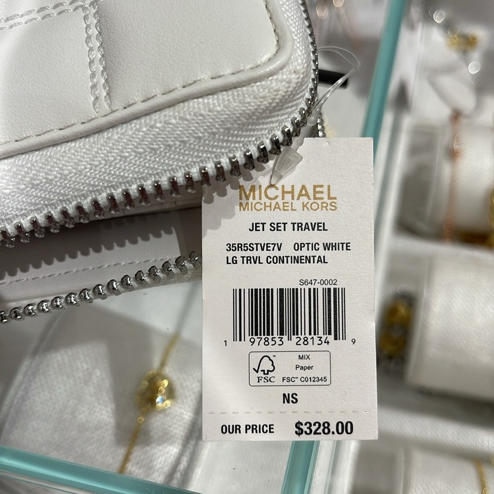 MICHAEL KORS
Continental Wristlet Phone Case Wallet
Optic White
NWT - Picture 11 of 16